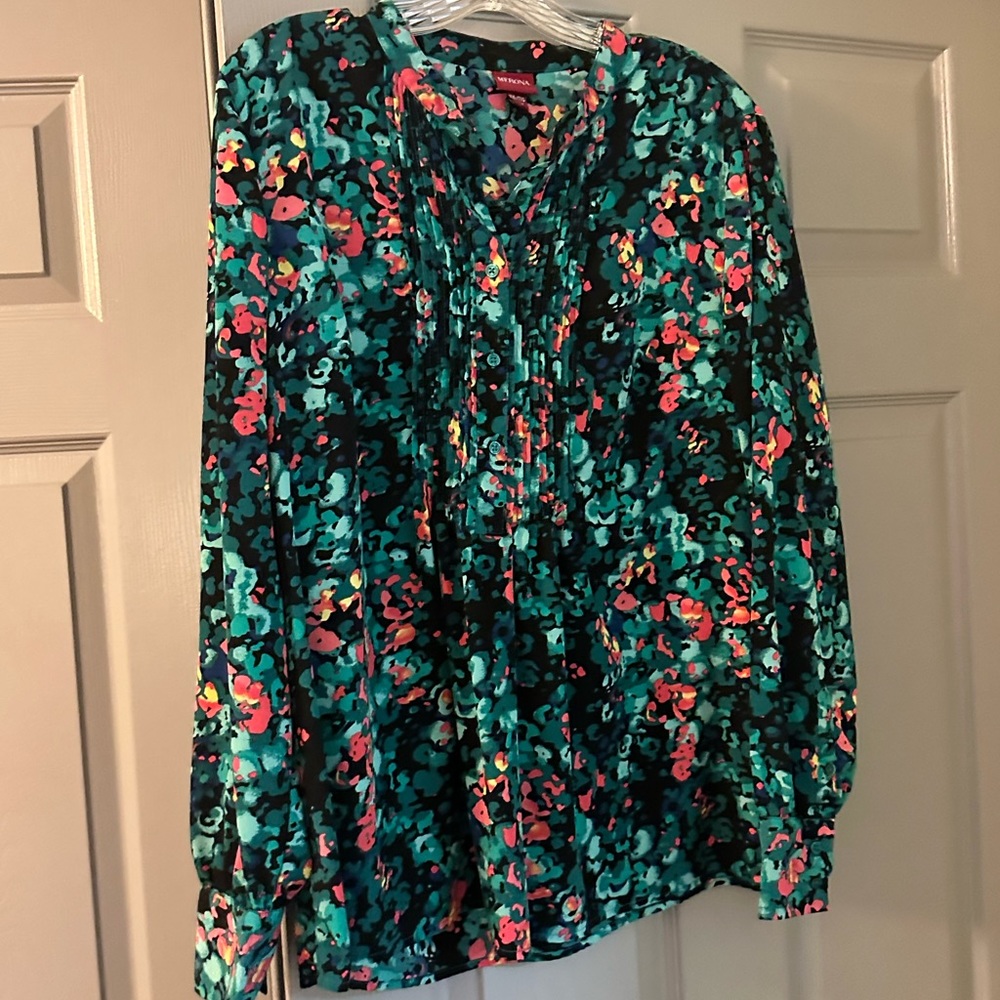 Multi colored long sleeve blouse XXL